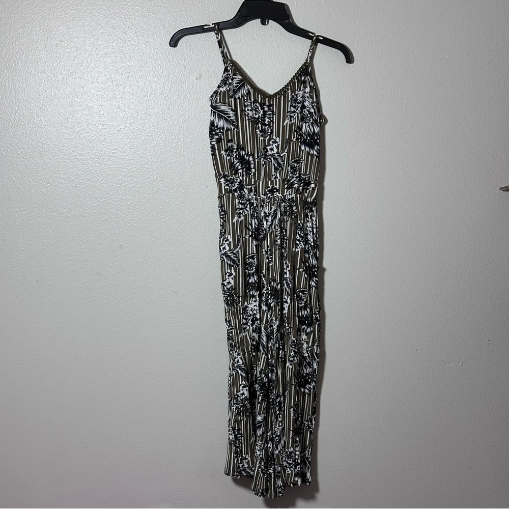 Derek Heart Women Party‎ Green Floral Jumpsuit size small